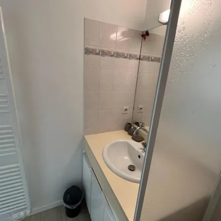 Apartment Flat With Swimming Pool Close To The *