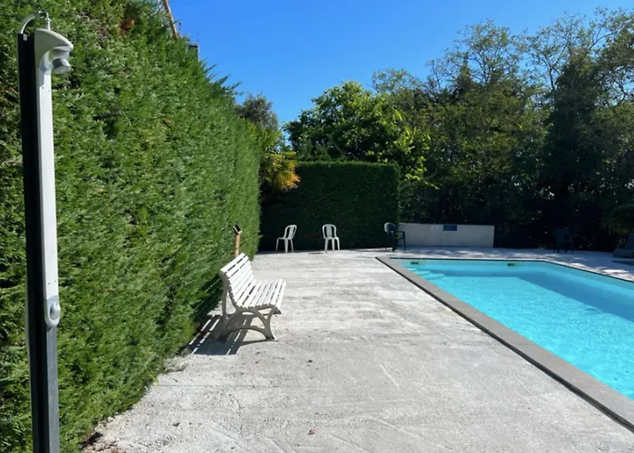 Flat With Swimming Pool Close To The Apartmán Arcachon